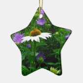 Blume aus weißem Kon, violette Blumen und Motte Keramik Ornament (Links)