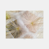 Blume aus weißem Löwenzahn Fleecedecke (Vorderseite (Horizontal))