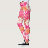 Blume aus weißem Paisley auf heißen rosa, orangefa Leggings (Links)