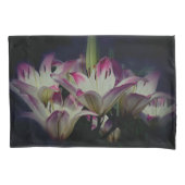 Blume aus weißer und roter Lilie Kissenbezug (Vorderseite)