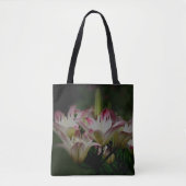 Blume aus weißer und roter Lilie Tasche (Vorderseite)