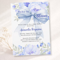 Blume Baby in blühendem blauen Bogen Baby Dusche