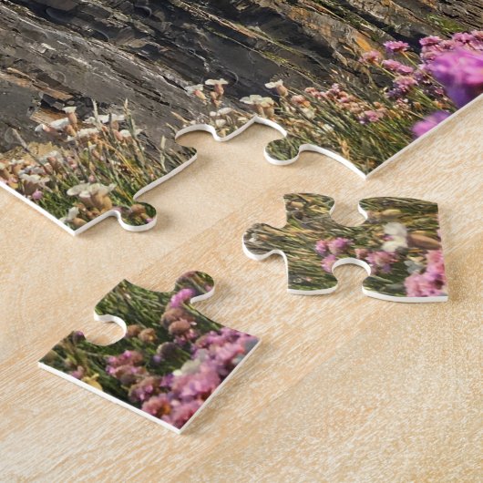 Blume bei Cliffs of Moher Ireland Puzzle (Seite)