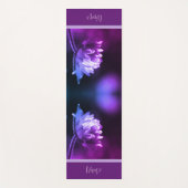 Blume bei Sonnenlicht Personalisiert Yogamatte (Vorderseite)