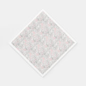 Blume-Blätter mit weißem Hydrangea auf rosa Serviette (Ecke)
