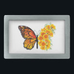 Blume Butterfly mit gelbem Kalifornien-Mohn Rechteckige Gürtelschnalle<br><div class="desc">Orangefarbener,  detaillierter Monarchen-Schmetterling mit einem Flügel mit gelbem,  lebendigen kalifornischen Mohn auf weißem Hintergrund.</div>