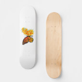 Blume Butterfly mit gelbem Kalifornien-Mohn Skateboard (Vorderseite)
