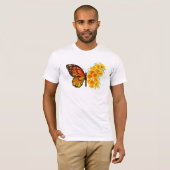 Blume Butterfly mit gelbem Kalifornien-Mohn T-Shirt (Vorne ganz)