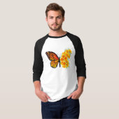 Blume Butterfly mit gelbem Kalifornien-Mohn T-Shirt (Vorne ganz)