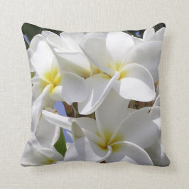 Blume der hawaiianischen Plumeria Throw Kissen