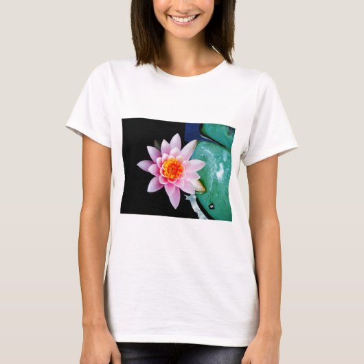 Blume der Lilie (Pink und Orange) T-Shirt (Vorderseite)