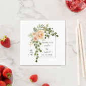 Blume der Pfirsichkorallen, Bogen und Monogramm Ho Serviette (Beispiel)