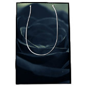 Blume der schwarzen Rose Mittlere Geschenktüte (Vorderseite)