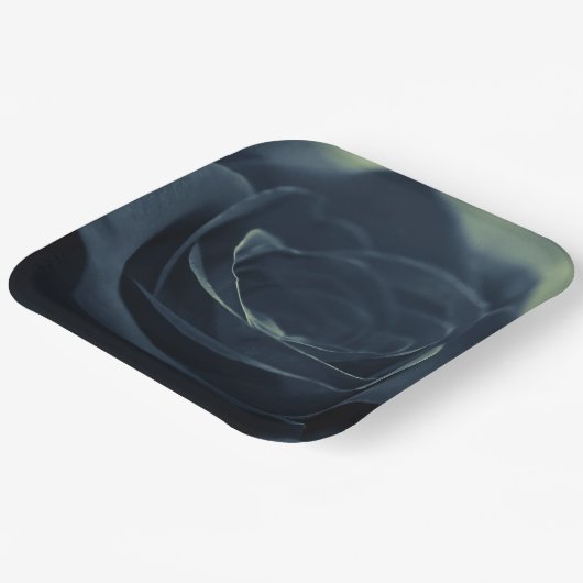 Blume der schwarzen Rose Pappteller (Gewinkelt)