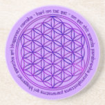 Blume des Lebens - Moola Beschwörungsformel - Getränkeuntersetzer<br><div class="desc">Spiritl Symbol KUNST durch EDDA Fröhlich | die Blume des Lebens ist die Originalsprache des Universums,  der Formen,  der Geometrie,  der Zahlen und der Anteile. Sie strahlt die Harmonie und die Perfektion der heiligen Geometrie aus und steht für Unendlichkeit und makellose Ordnung. | Licht-holende heilende Beschwörungsformel</div>