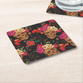 Blume des Schädels: Nahtloser dunkler Hintergrund. Rechteckiger Pappuntersetzer (angewinkelt)