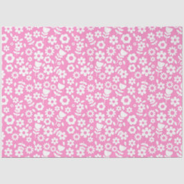 Blume des Weißbrunnens auf Rosa Seidenpapier