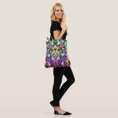 Blume fallender Tasche (Am Model)