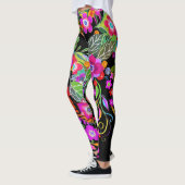 Blume Fantasy auf schwarzen Leggings (Links)