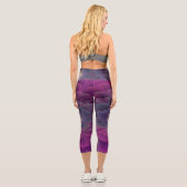 Blume Farbenfrohe Abstrakte Fraktal Rosa Capri Leggings (Rückseite)