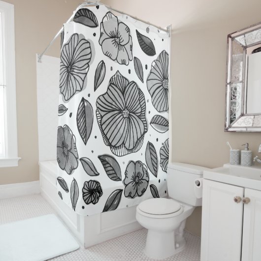 Blume für Aquarell und Tinte - Schwarzweiß Duschvorhang (Beispiel)