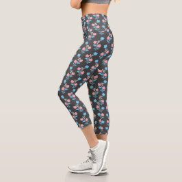 Blume für die subtile Flut von Blau und Rosa Capri Leggings