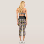 Blume für niedliche Igel Capri Leggings (Rückseite)