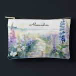 Blume für Wildlavender personalisieren Zubehörtasche<br><div class="desc">Personalisieren Sie das Design der Wild Lavender Blume und fügen Sie einen Namen hinzu</div>