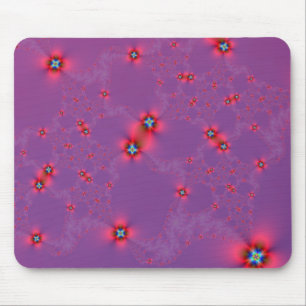 Blume Galaxy in Rot auf Violett Mousepad