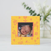 Blume Gelb und Lachs Geburtsankündigung Ankündigung (Stehend Vorderseite)