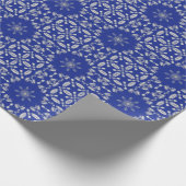 Blume geometrisch aus hellblauem Silber Geschenkpapier (Ecke)