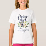 Blume Girl Marine Blumenwasser T - Shirt<br><div class="desc">Navy floral Blume Mädchen bachelorette Brautparty Aquarell Design. Die perfekte Art, Ihre Hochzeit zu feiern oder T - Shirt zu tragen, während Sie sich auf Ihren großen Tag vorbereiten. Mit diesem durchdachten Hochzeitsgeschenk für Freunde, Schwester, Mutter, Tante, Tochter oder Nichte machen Sie Ihr Leben leichter. Zeigen Sie jemandem, den Sie...</div>