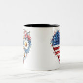 Blume Herzstück amerikanische Flagge Tasse (Mittel)