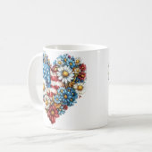 Blume Herzstück amerikanische Flagge Tasse (Vorderseite Links)