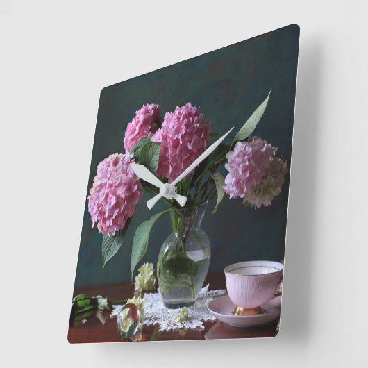 Blume | Hydrangeas in Vase Quadratische Wanduhr (Winkel)