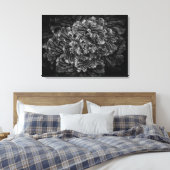 Blume im Garten in Schwarz und Weiß Nr. 42 Leinwanddruck (Insitu (Schlafzimmer))