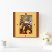 Blume im Herbst - Quadratische Wanduhr (Zuhause)