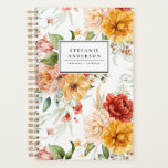 Blume im Herbst und Grünmuster Planer<br><div class="desc">Individuell gestalteter Blumenplaner mit Blumenstrauß in Rosa,  Gelb und Rot,  Rose und Gänseblümchen mit Akzenten im Grünen. Personalisieren Sie diese durch Hinzufügen von Namen und anderen Details. Dieser botanische Planer ist ein personalisiertes Geschenk für Weihnachten,  Geburtstage und Abschlüsse.</div>