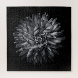 Blume im Hintergrund in Schwarz und Weiß 20 Puzzle