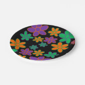 Blume im Stil der 1970er Jahre Schwarze Hintergrun Pappteller (Schrägansicht)