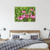 Blume im Weingut Chateau Morrisette, Floyd, VA Leinwanddruck (Insitu (Schlafzimmer))