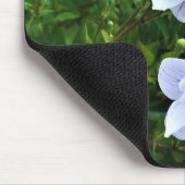 Blume im Weingut Chateau Morrisette, Floyd, VA Mousepad (Ecke)