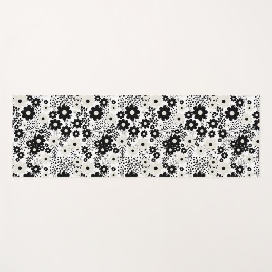 Blume in Beige und Schwarz Yogamatte (Vorderseite (Horizontal))