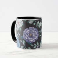 Blume in Blau und Lavendel mit blassgrünen Blätter