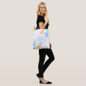 Blume in Blauorange Tasche (Am Model)