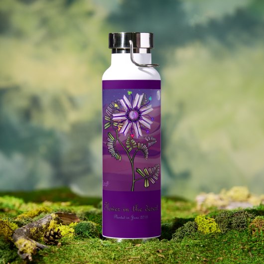 Blume in der Wüste Trinkflasche (Außenbereich (gedreht))