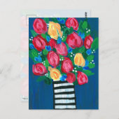 Blume in einer weißen und schwarzen Vase Postkarte (Vorne/Hinten)