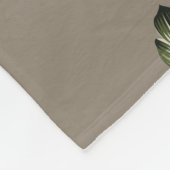 Blume in Grau und Creme mit Blätter Fleecedecke (Ecke)
