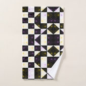 Blume in monochromen ästhetischen Schachbrettern Badhandtuch Set (Handtuch)