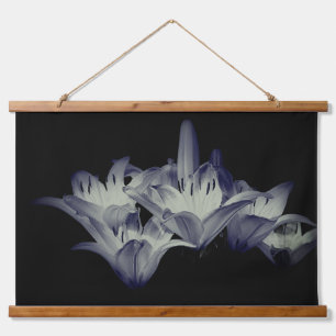 Blume in Schwarz und Weiß Wandteppich Mit Holzrahmen